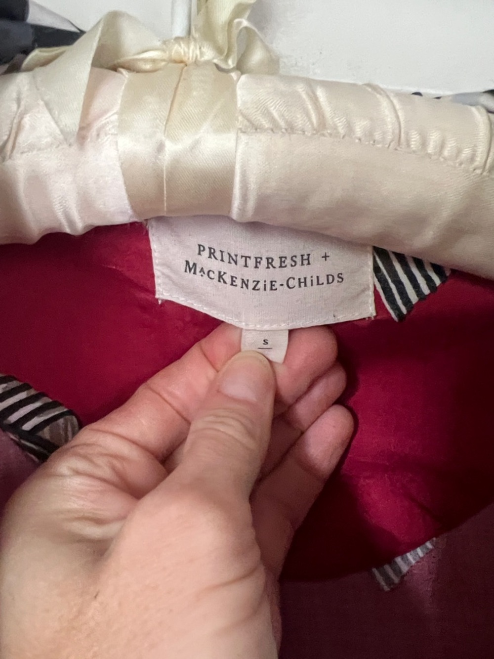 Mackenzie Childs X Printfresh Eco Satin Soho Pajama Set in Bows Small - Picture 5 of 8